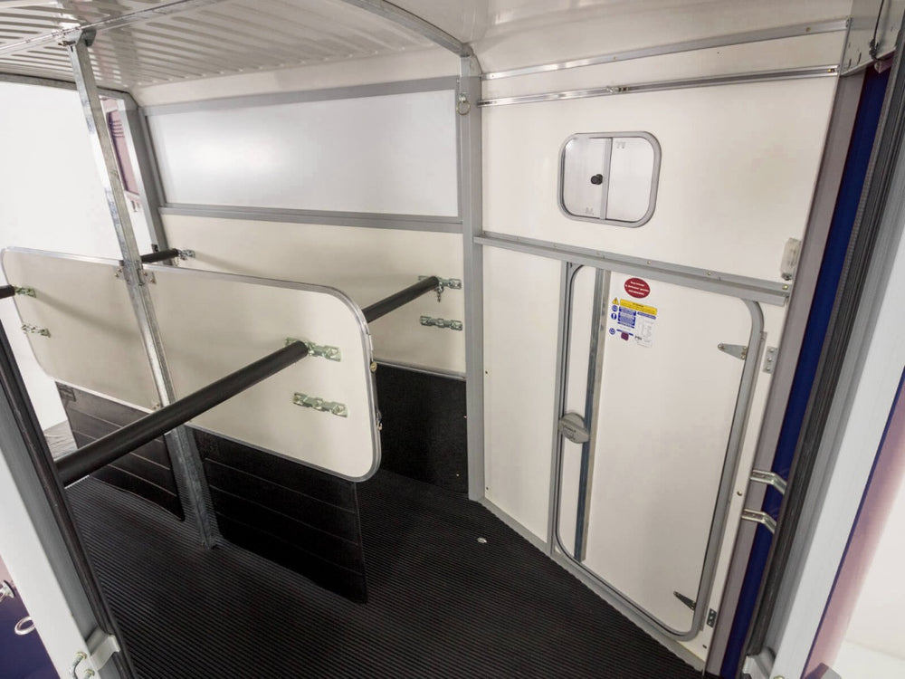 Ifor Williams Pferdeanhänger HB511|blau|Frontausstieg-Neu