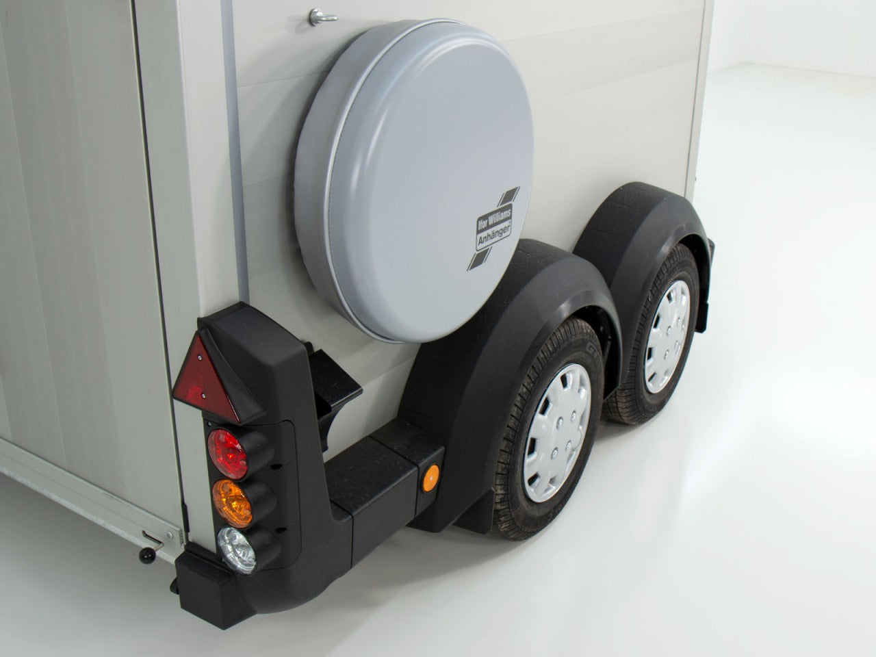 Ifor Williams Pferdeanhänger HBX 511|Frontausstieg|neues Modell|rot-Neu