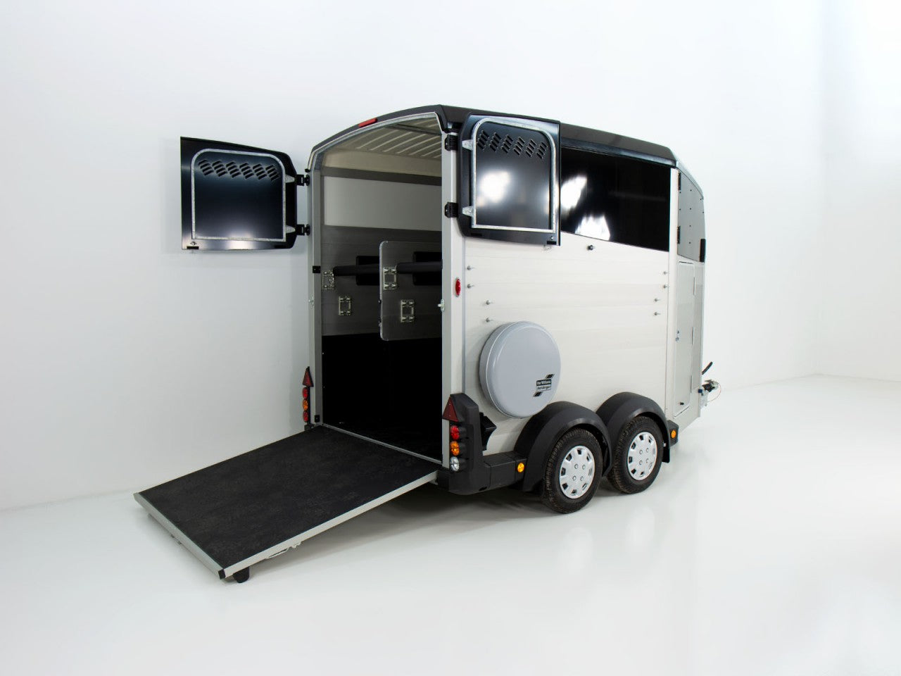 Ifor Williams Pferdeanhänger HBX 511|Sattelkammer|neues Modell|schwarz-Neu