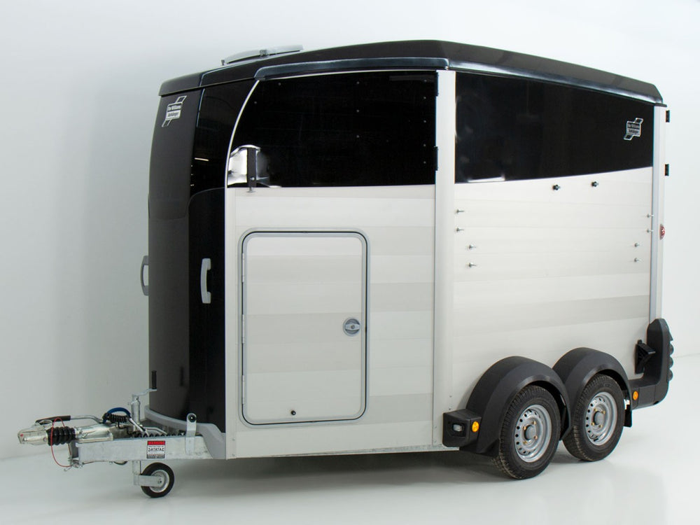 Ifor Williams Pferdeanhänger HBX 511|Sattelkammer|neues Modell|schwarz-Neu