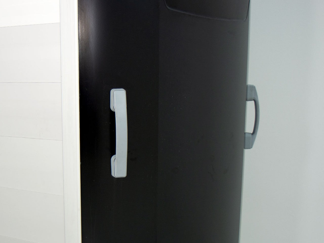 Ifor Williams Pferdeanhänger HBX 511|Sattelkammer|neues Modell|schwarz-Neu