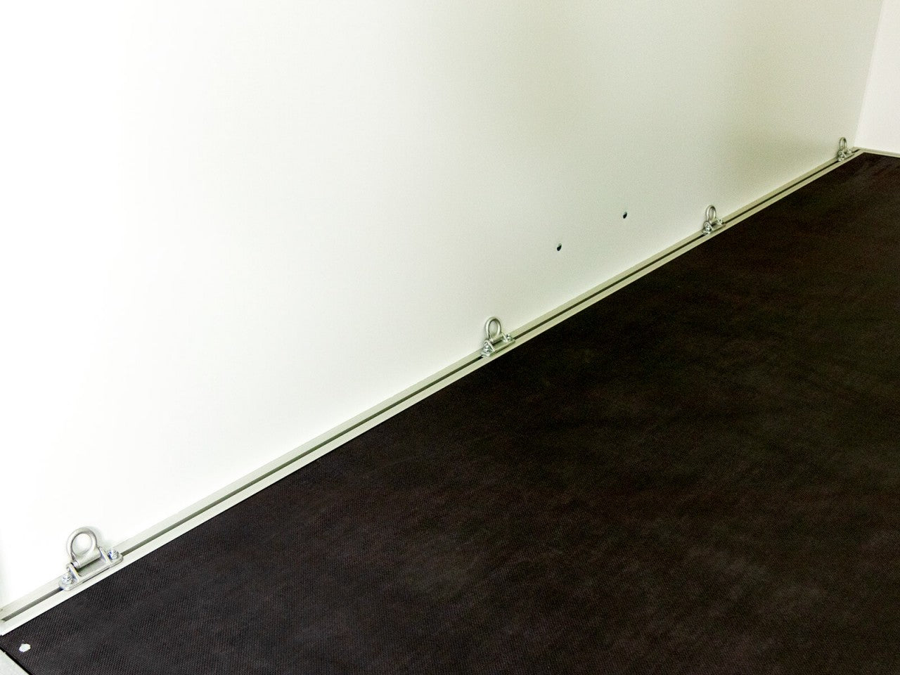 Unsinn Kofferanhänger UKU 157x305cm Höhe:194cm 1,4t|Rampe-Neu