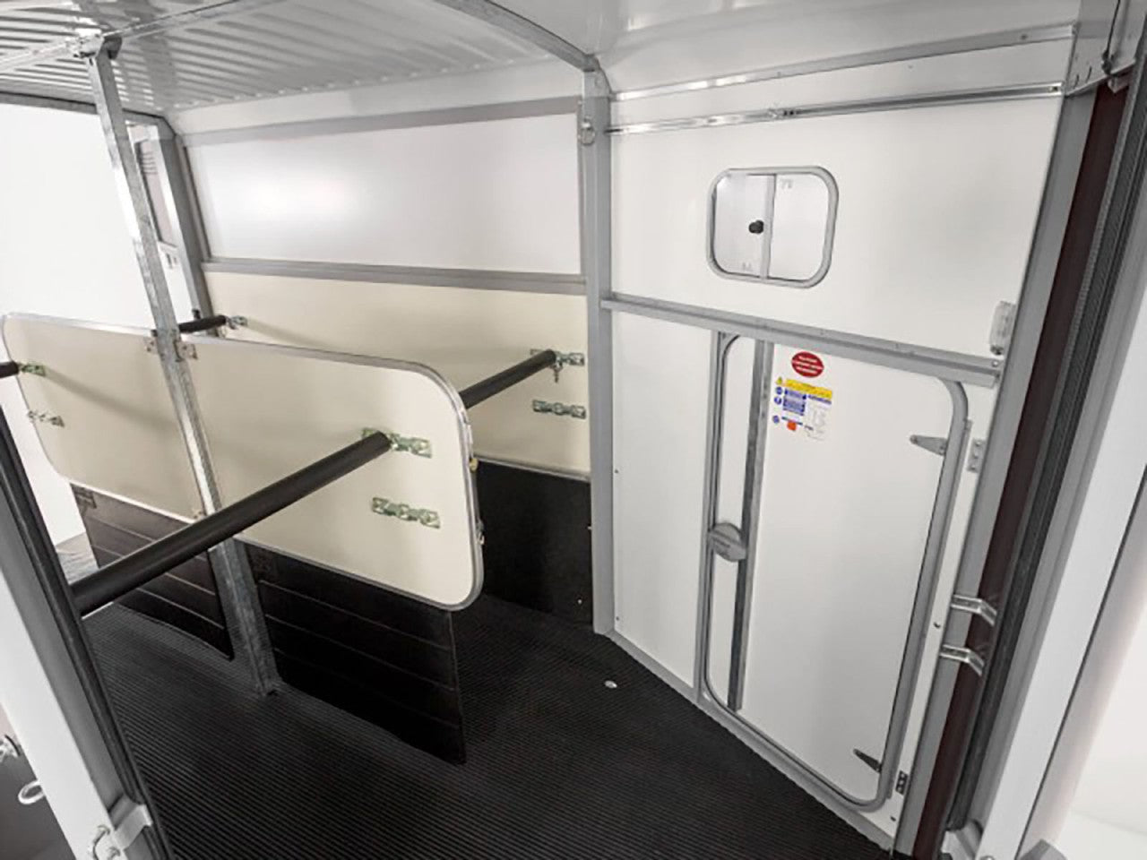 Ifor Williams Pferdeanhänger HB511|Frontausstieg-Neu