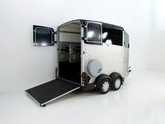 Ifor Williams Pferdeanhänger HBX 511|Sattelkammer|neues Modell-Neu