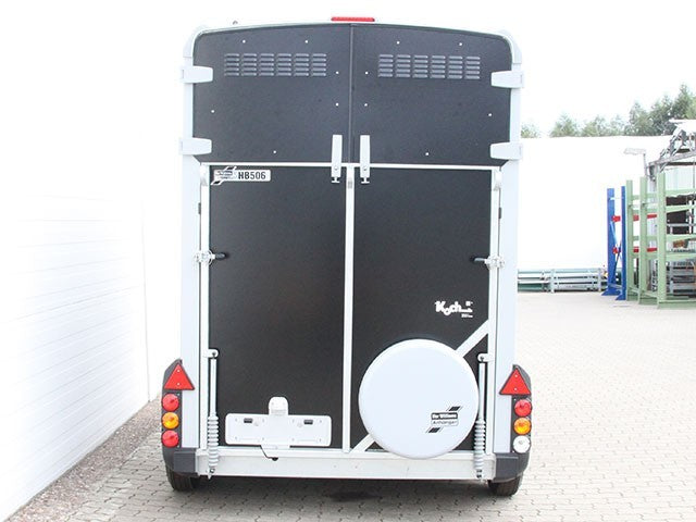 Ifor Williams Pferdeanhänger HB506|Sattelkammer|schwarz-Neu