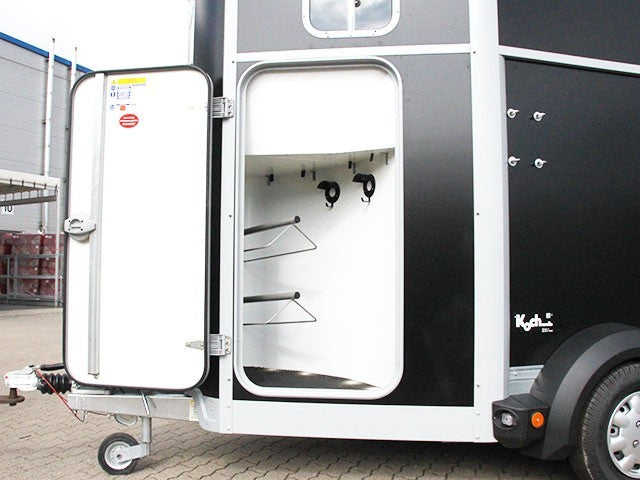 Ifor Williams Pferdeanhänger HB506|Sattelkammer|schwarz-Neu